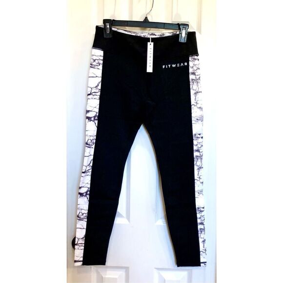 FITWEAR FASHION - NWT- L Sz 8 Black & Marbled Leggings. Super Soft & Sculpting - Picture 2 of 15